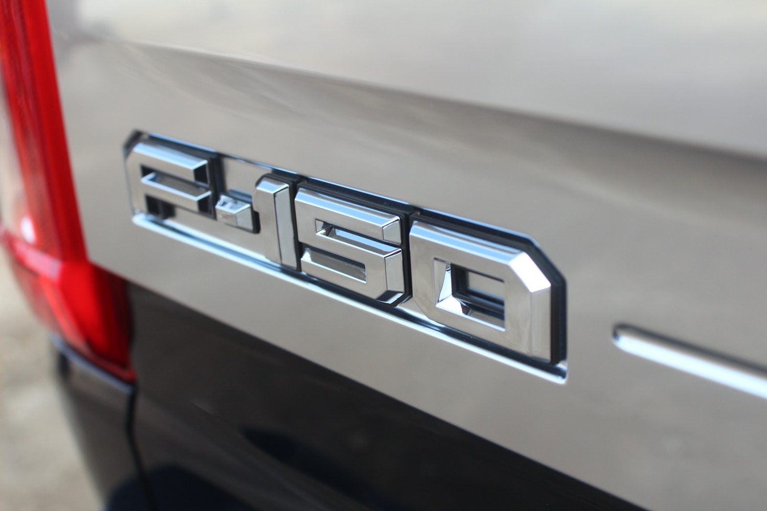 Tom Brady thinks the Ford F-150 Raptor is the perfect car, but likes EVs.  Here's why