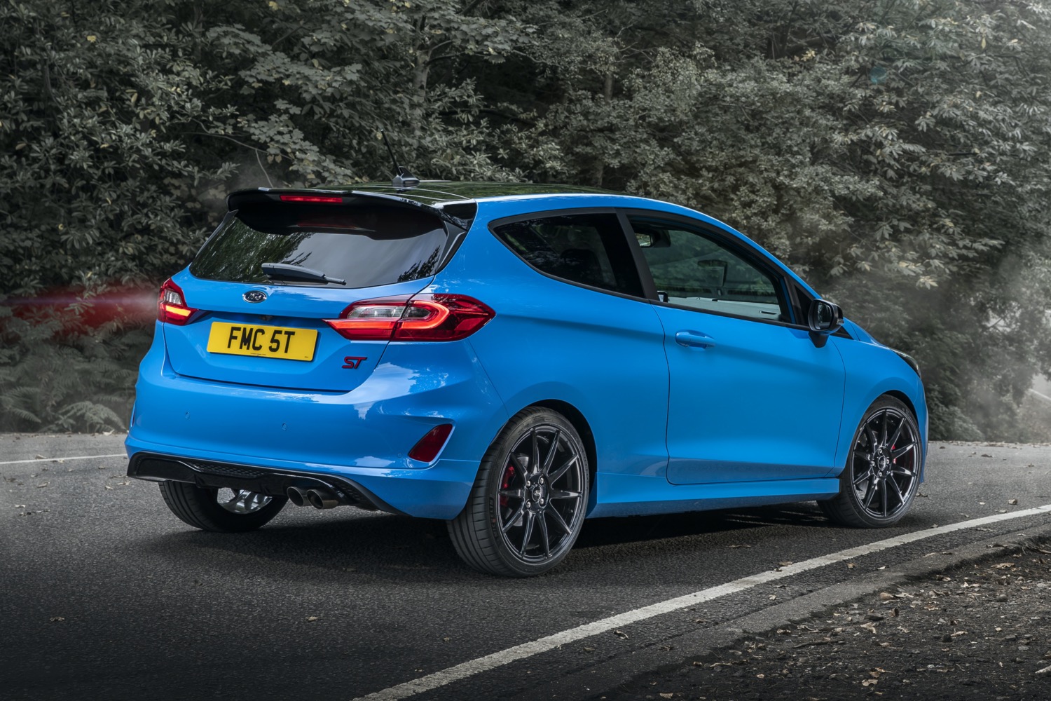 ford fiesta st blue