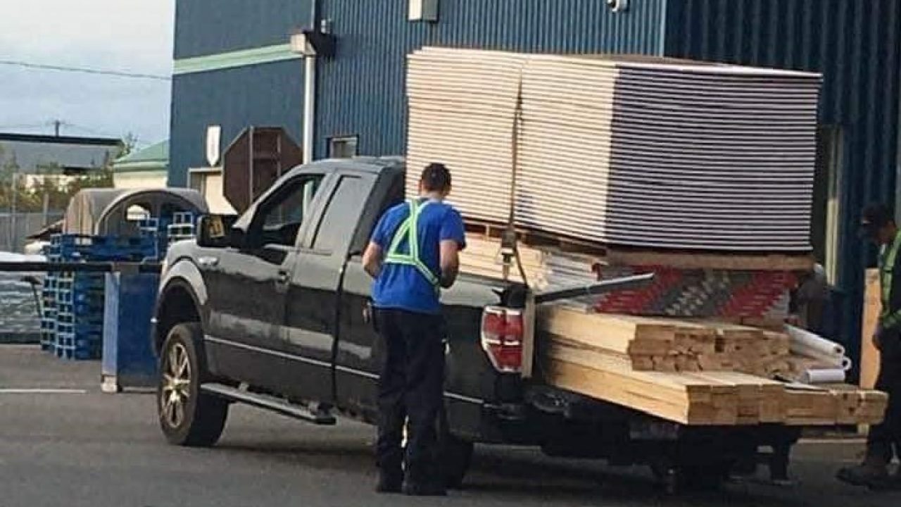 Not Smart Ford F 150 Owner Slightly Exceeds Truck S Payload Capacity
