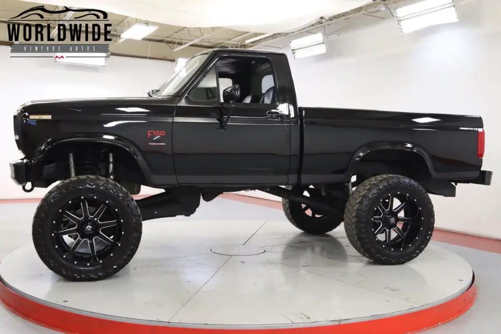 Blacked-Out, Lifted 1986 Ford F-150 Looks Supremely Sinister