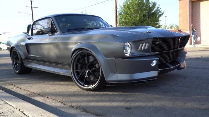 2014 Ford Mustang Shelby GT500 Remade As 1967 Tribute: Video