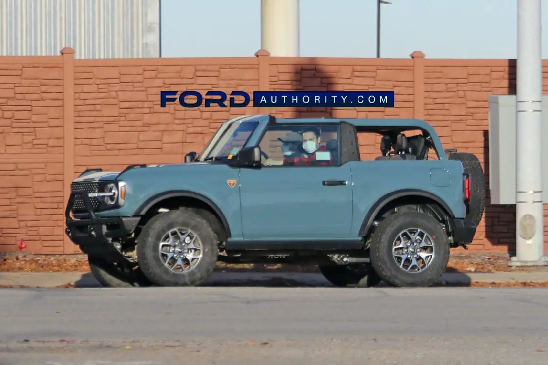 2021 Ford Bronco Badlands In Area 51 Looks Fantastic: Live Photo Gallery