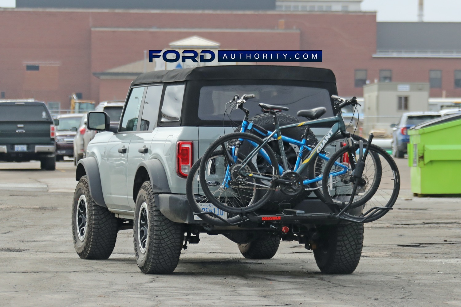 2021 Ford Bronco Four-Door With Yakima Bike Rack Spied Testing ...