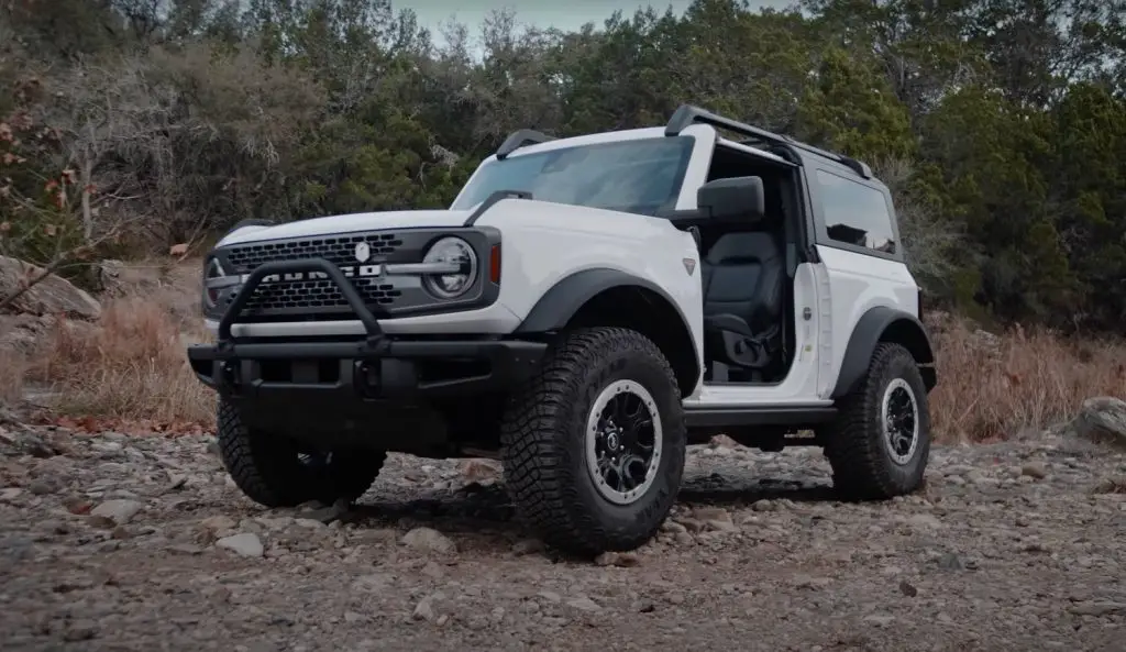 Take A Virtual Tour Of The 2021 Ford Bronco Two-Door Badlands: Video