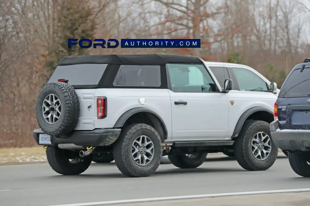 2021 Ford Bronco Prototypes Show Difference Between 33, 35-Inch Tires