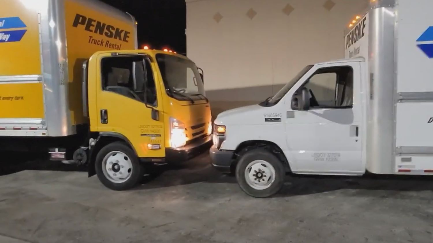 Ford E 350 Moving Truck Takes On Isuzu Npr Hd In Drag Race Video