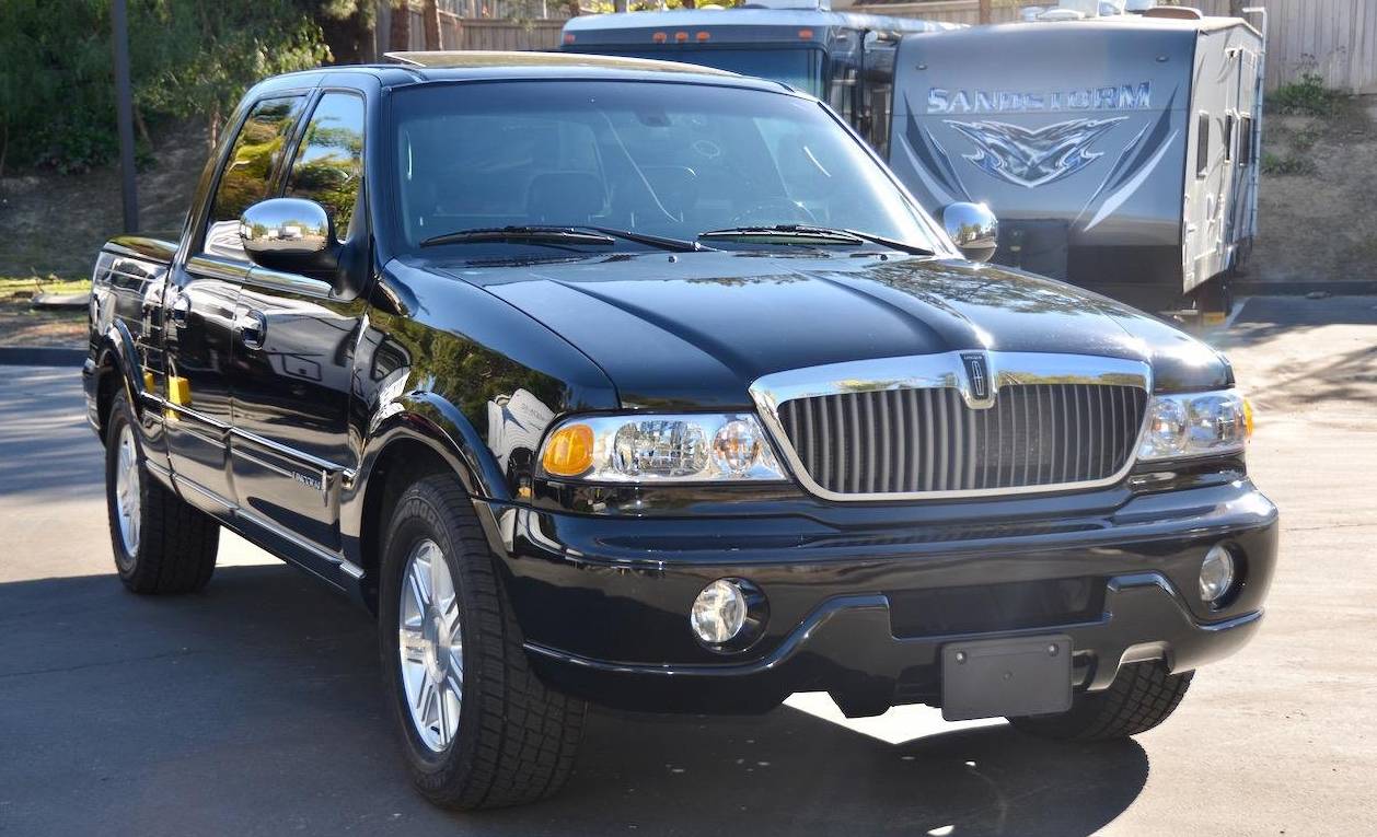 Rare 2002 Lincoln Blackwood Heads To Auction In Very Nice Condition