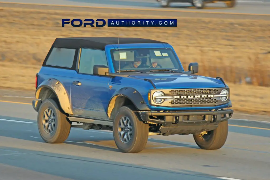 Ford Bronco Soft Top Will Remain Factory-Only Item For Now