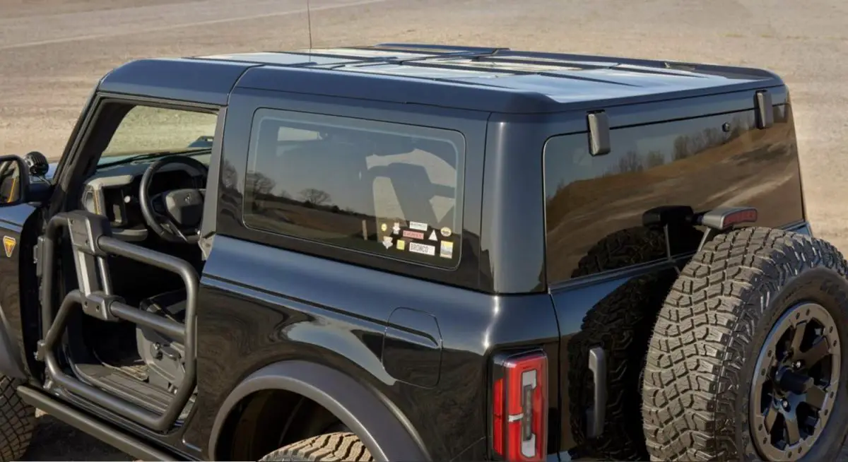 2023 Ford Bronco Adds Optional Shadow Black-Painted Modular Hardtop