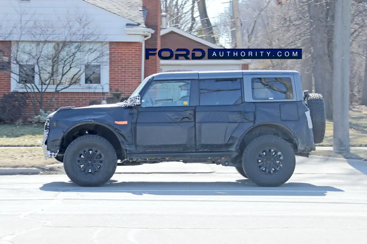 2021 Ford Bronco Owner's Manual May Not Have Revealed PHEV After All