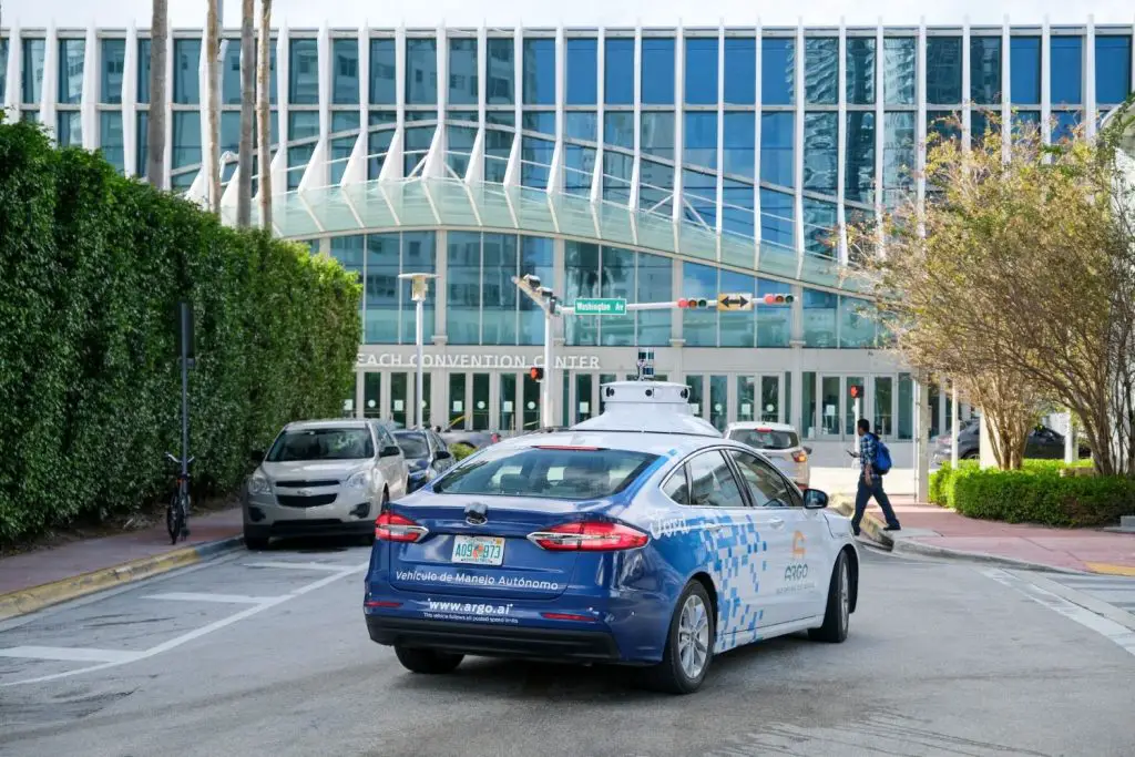 Ford Details Its Autonomous Commercial Service Progress In Miami: Video