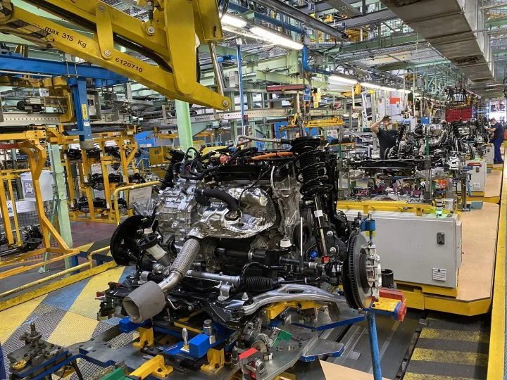 Ford Kuga PHEV powertrain at its assembly plant