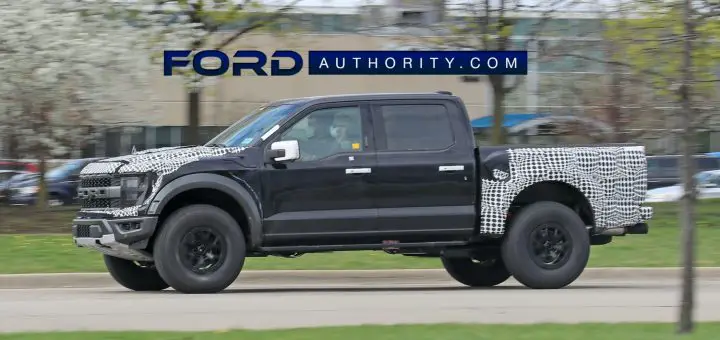 Ford Raptor Super Duty On The Table