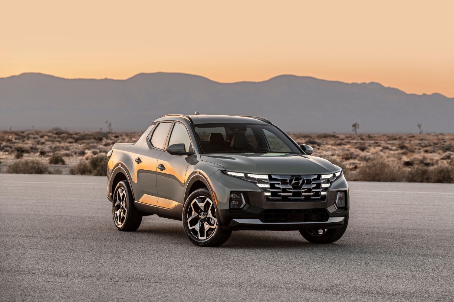 2022 Ford Maverick Beats Hyundai Santa Cruz In New Comparison Test