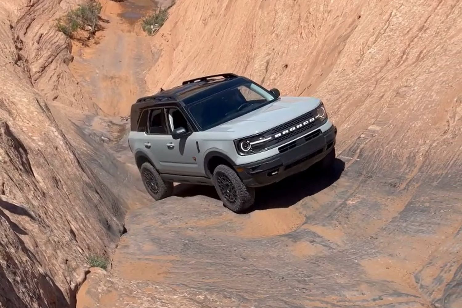 Ford Bronco Sport Proves Its Off-Road Prowess By Climbing Hells Gate 