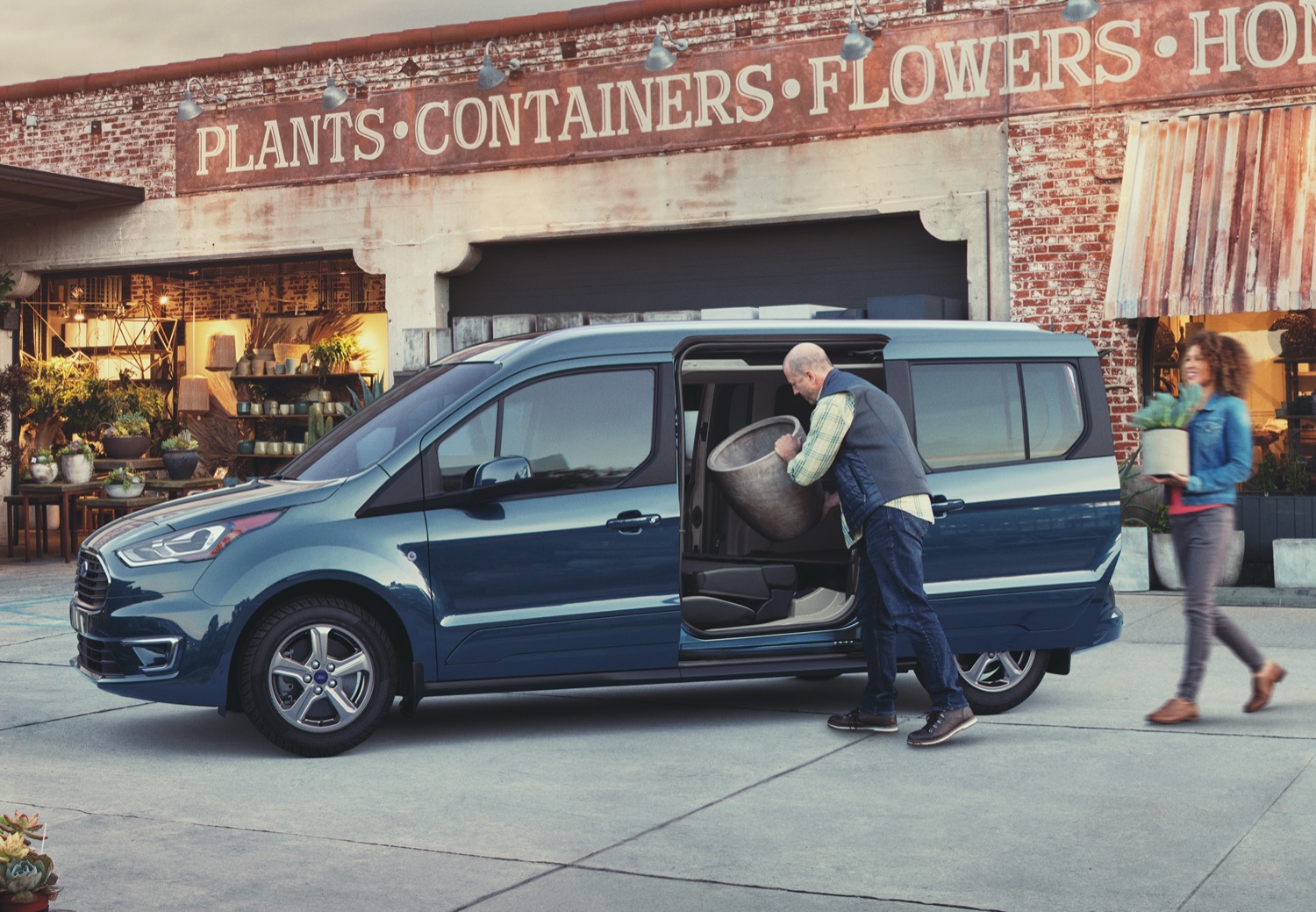 Ford Transit Connect Officially Dead After 2023 Model Year