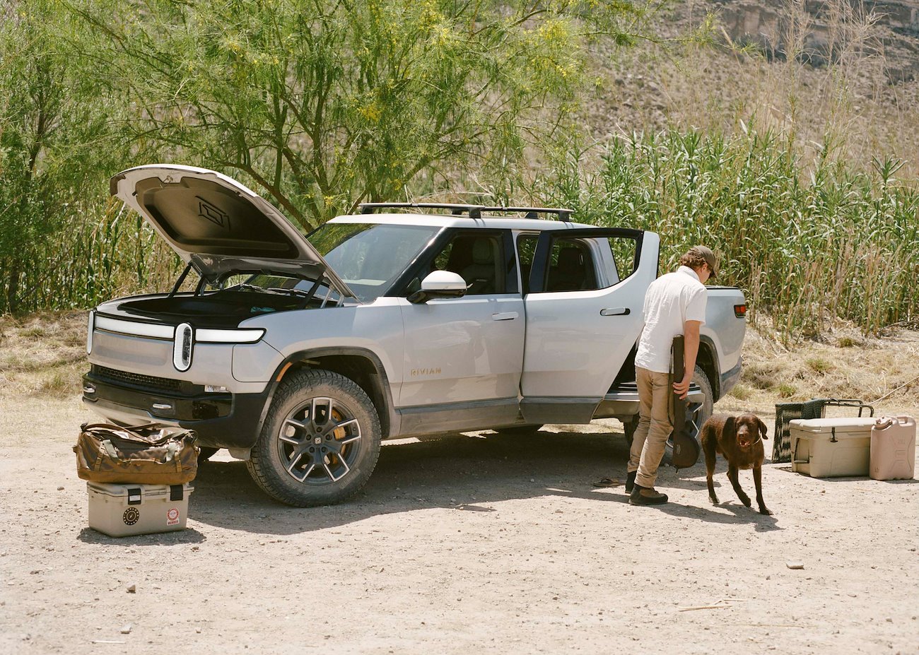 Rivian vs deals