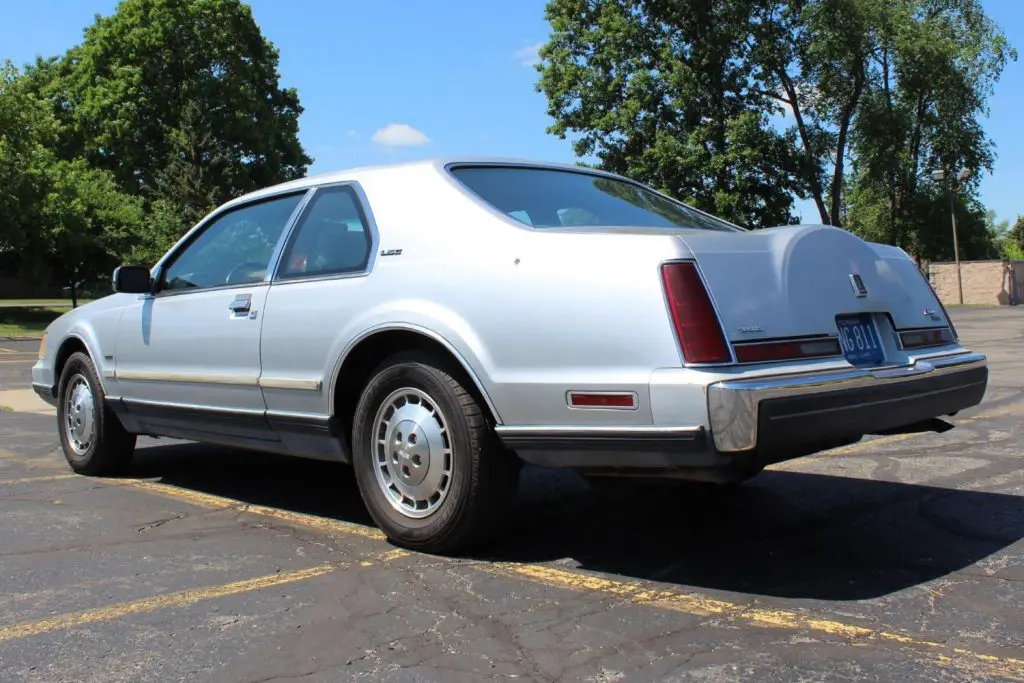 Lincoln continental mark vii