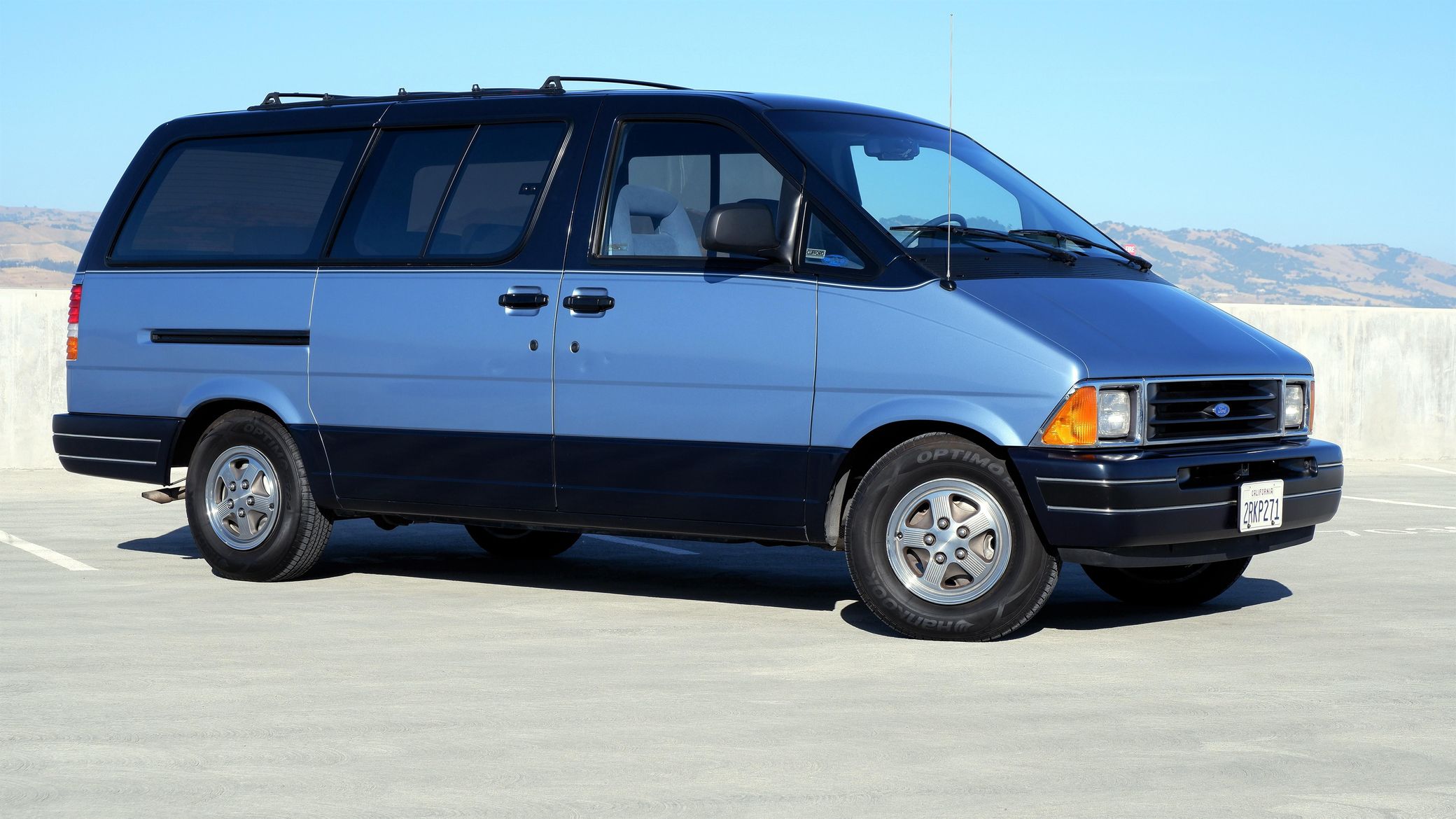 Aerostar van for store sale