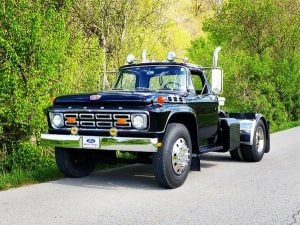 Custom-Built 1964 Ford F-750 Dually Is One Cool Vintage Hauler