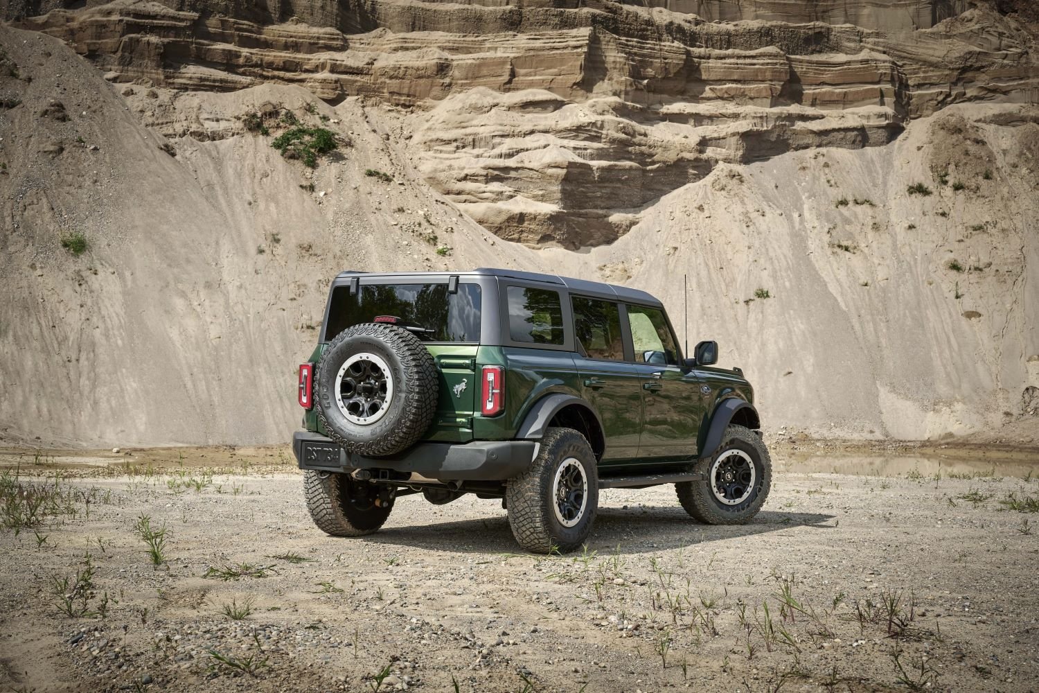 2022 Ford Bronco Lineup Gets More Expensive, But Some Options Don't