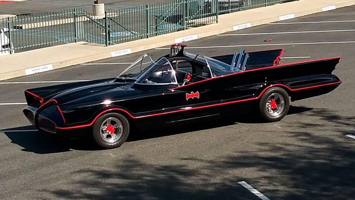 Bruce Wayne Will Drive Rare Classic Corvette In 'The Batman