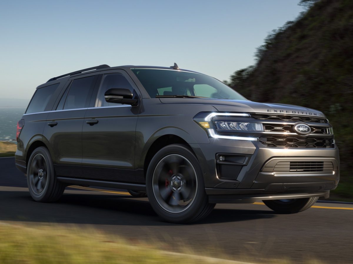 Here's Why The 2022 Ford Expedition Stealth Performance Is Not An St