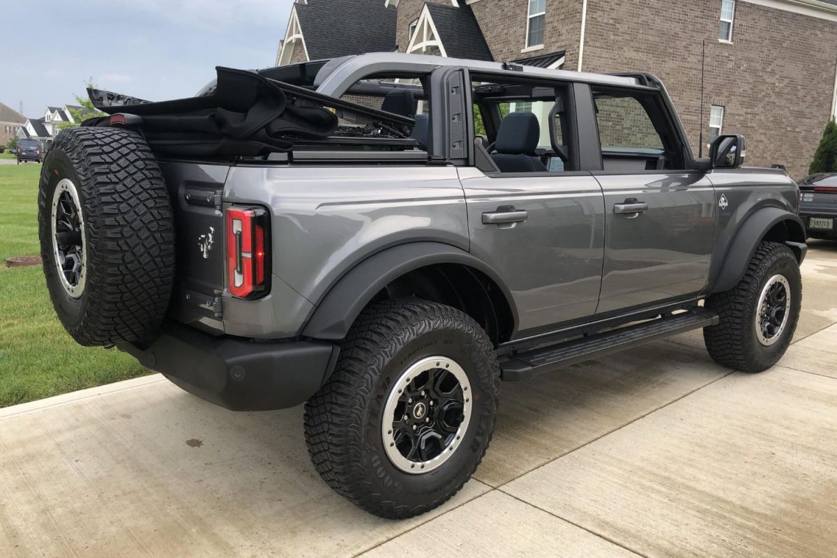 2021 Ford Bronco Outer Banks Auction Already Over Msrp