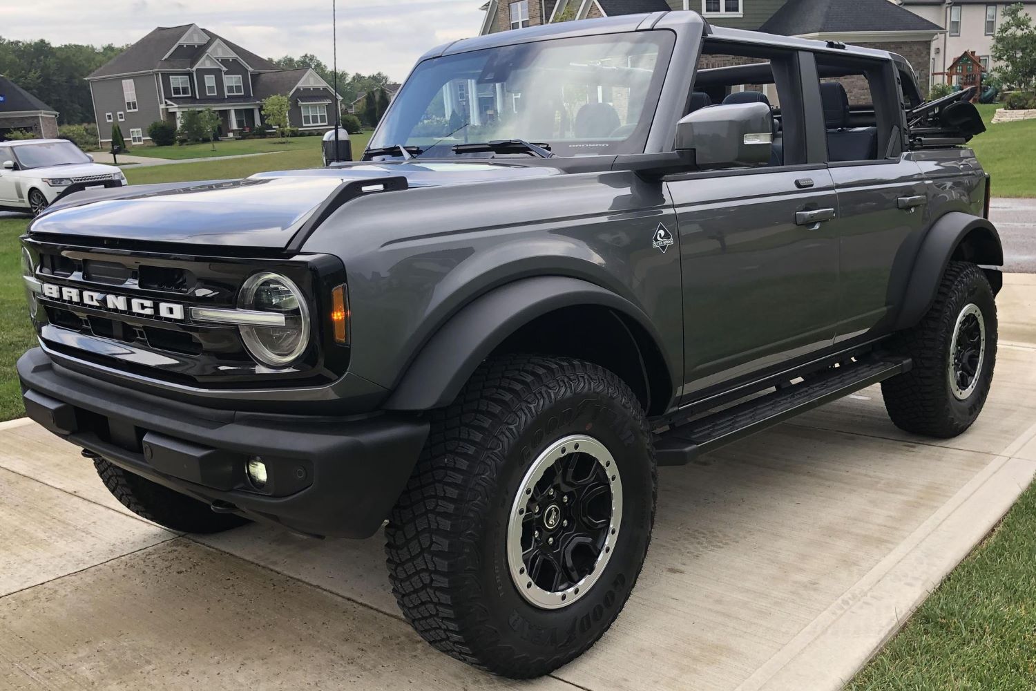 2021 Ford Bronco Outer Banks Auction Already Over MSRP