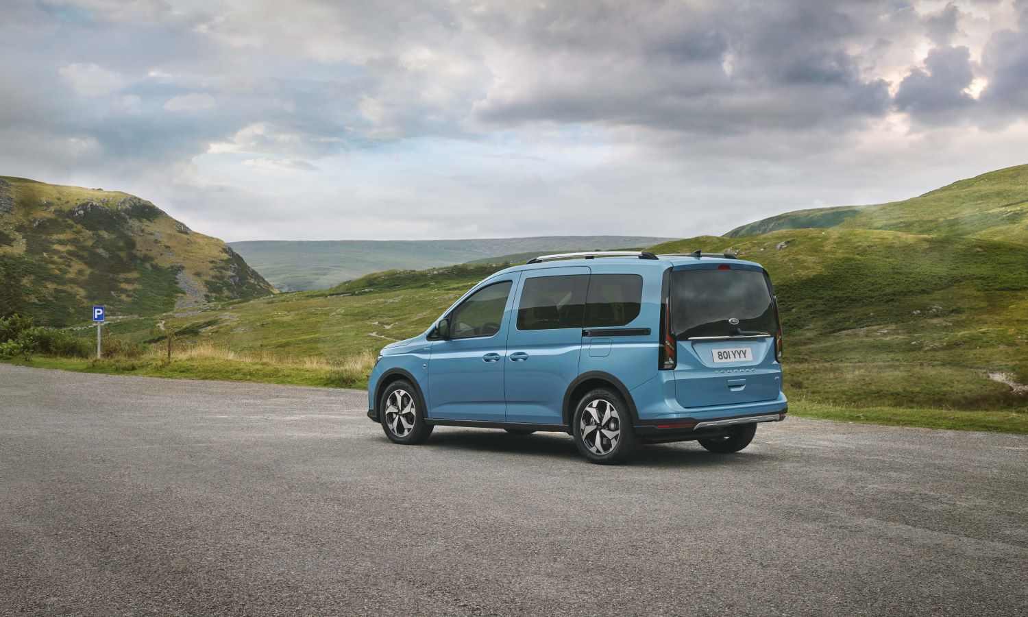 Ford's Hybrid Tourneo Connect Spied Testing With VW Caddy Badges