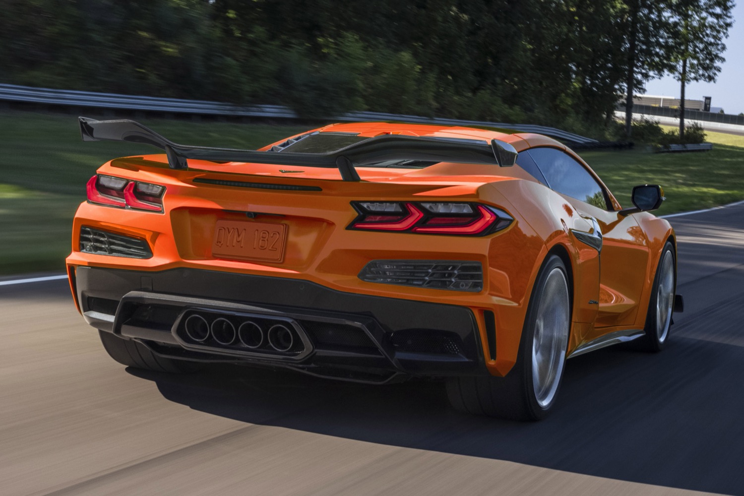 2022 corvette z07 interior