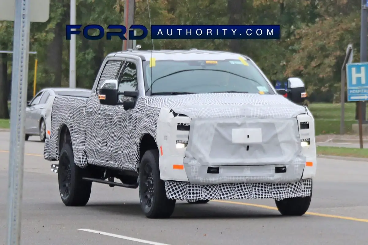 2023 Ford Super Duty Platinum Prototype Spied Wearing Black Wheels