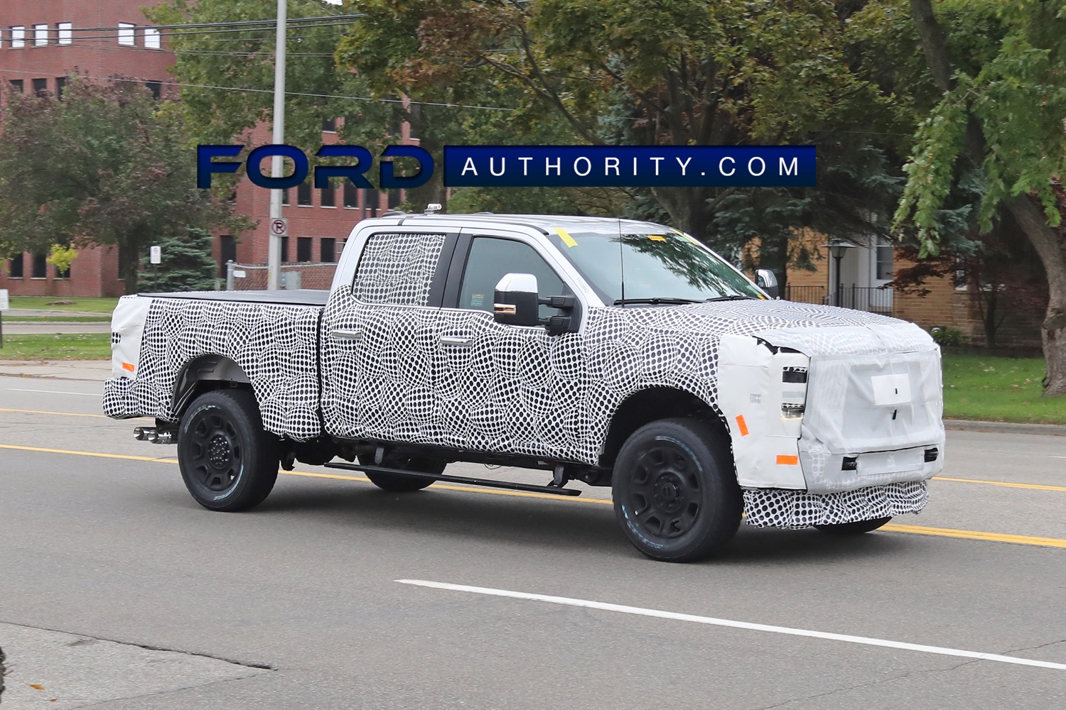 23 Ford Super Duty Platinum Prototype Spied Wearing Black Wheels