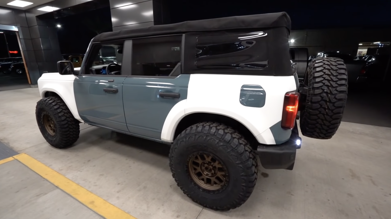 2021-2022 Ford Bronco Fenders – FiberwerX