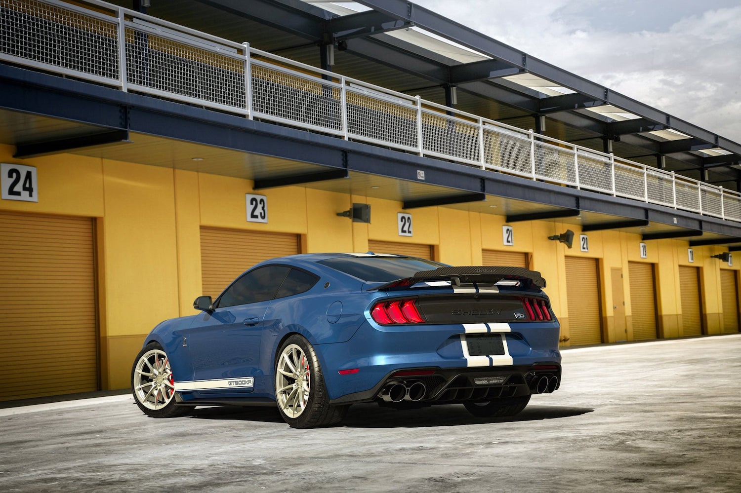 Ford Shelby GT500KR Mustang Debuts As 60th Anniversary Tribute Model