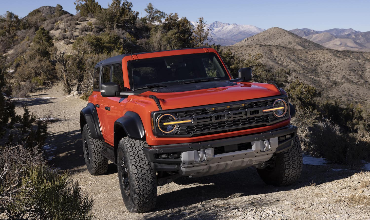 2022 Ford Bronco Raptor vs. 2022 Jeep Wrangler Rubicon 392: Deep Dive