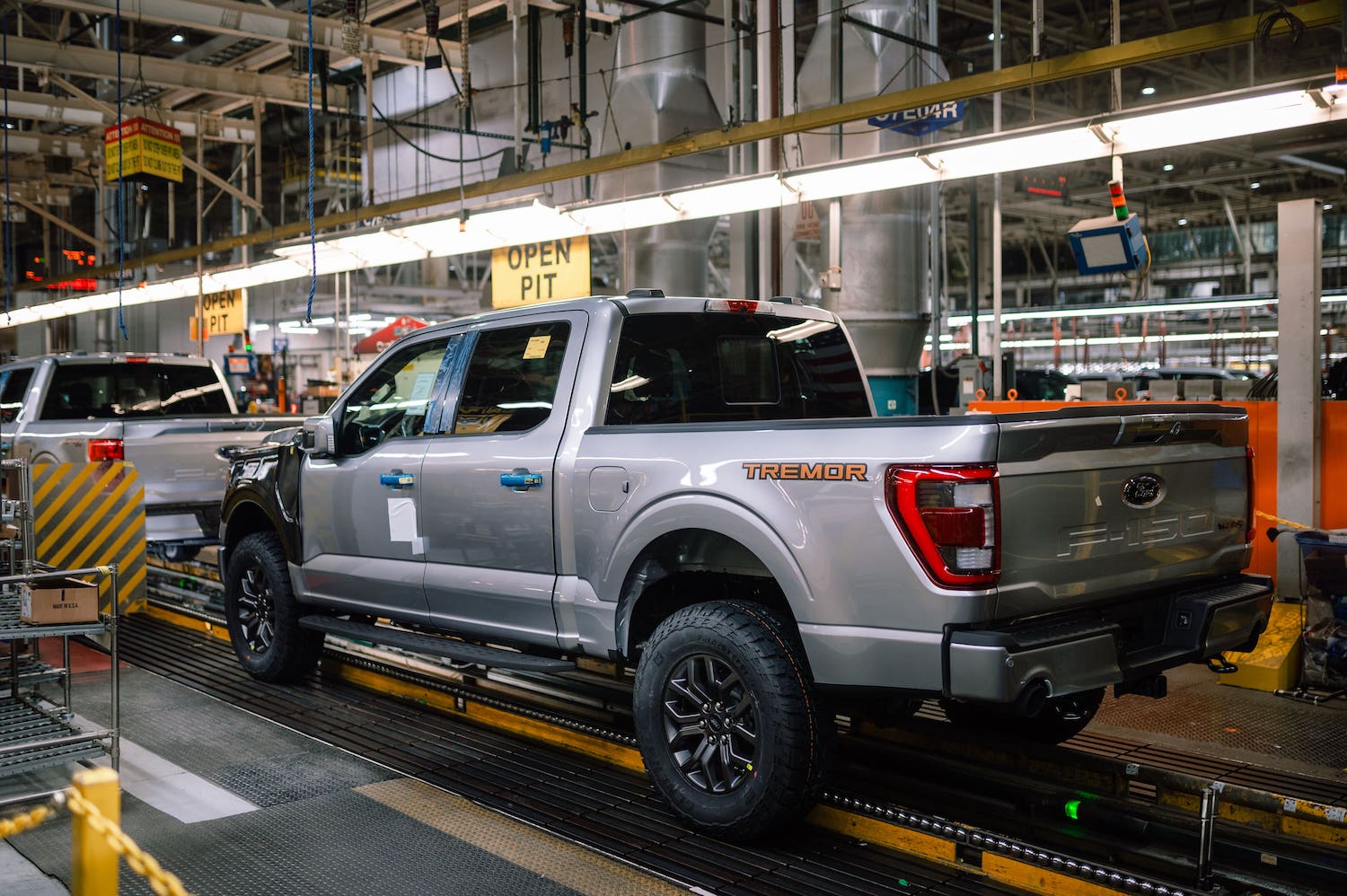 2023 Ford F-150 Tremor Comes Standard With 5.0L V8