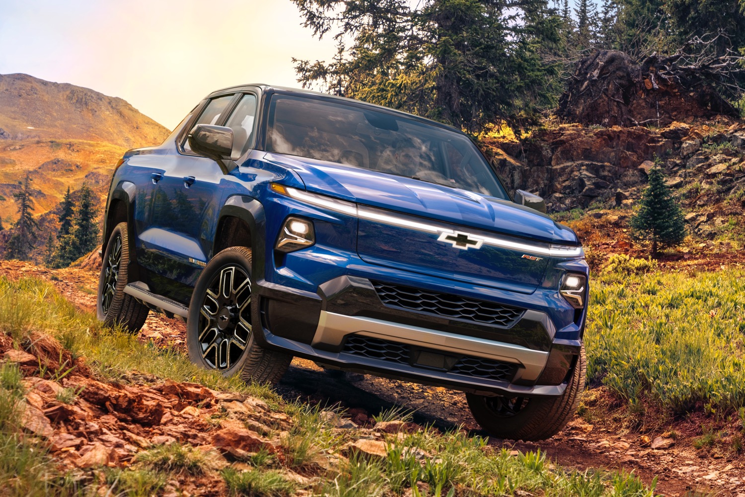 2024 Chevy Silverado EV Debuts As Future Ford F150 Lightning Rival