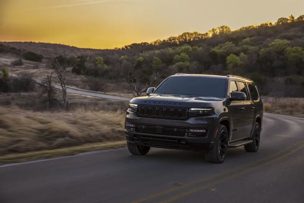 2023 Jeep Wagoneer L Debuts As Future Ford Expedition Max Rival