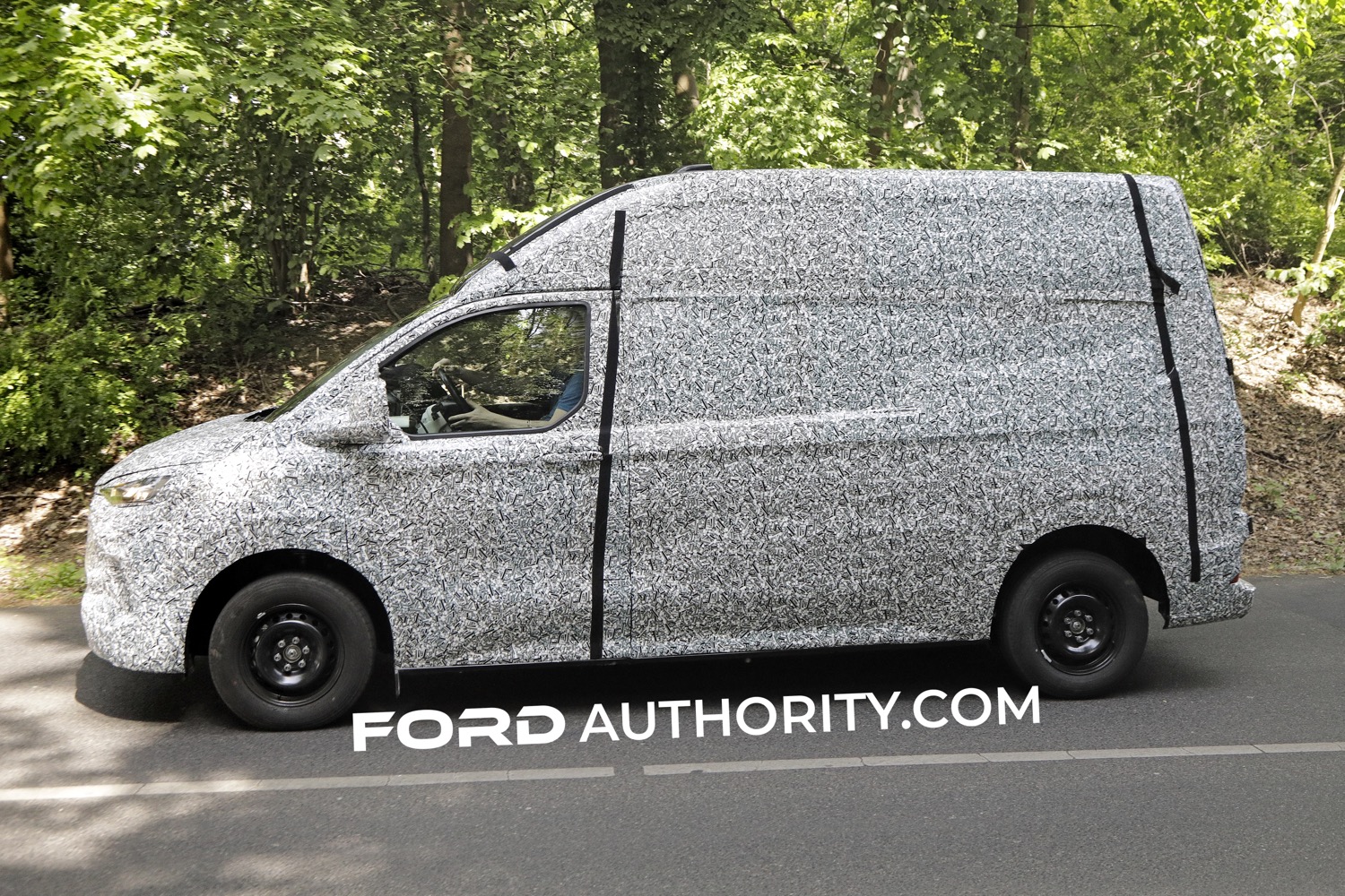 Ford reveals all-new E-Transit Custom electric van