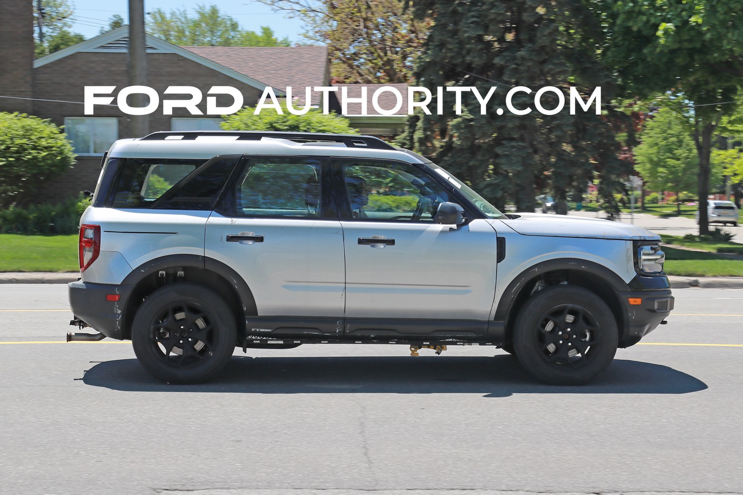 Ford bronco online sport hybrid