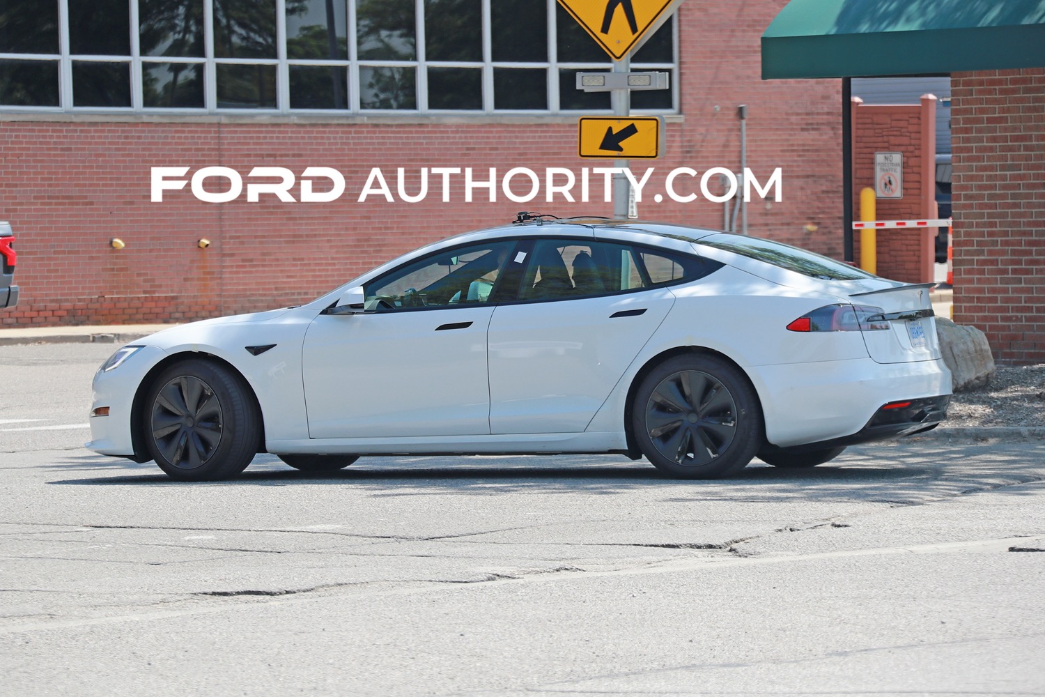 Model s tempest on sale wheels without cover