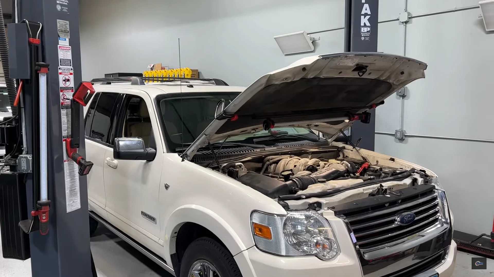 nøje ventilator Skriv email 2007 Ford Explorer A/C Failure Caused By Unexpected Culprit: Video
