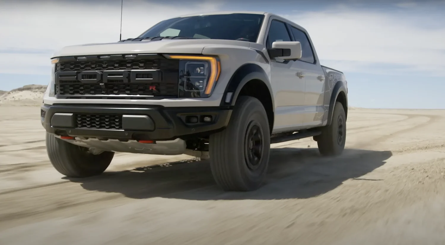 2023 Ford F-150 Raptor R 5.2L Supercharged V8 Details Revealed: Video