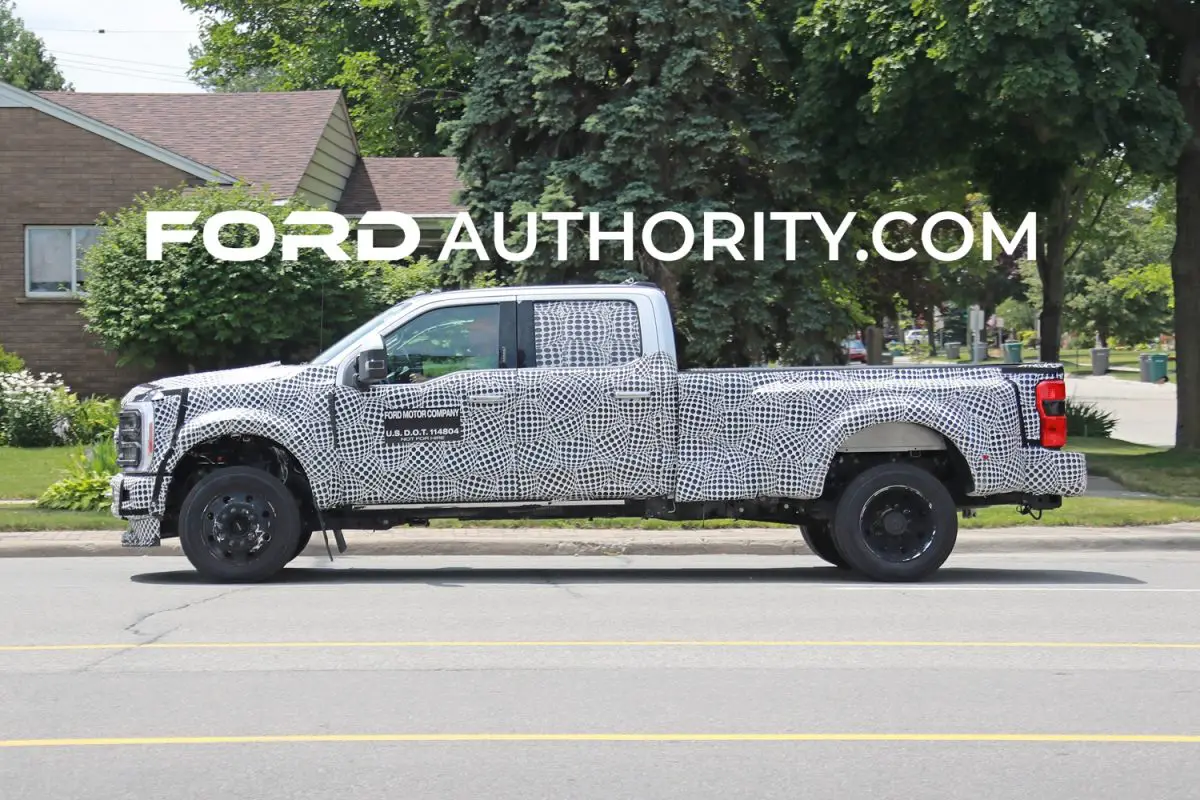 2023 Ford F-450 King Ranch Dually Prototype Spotted Testing