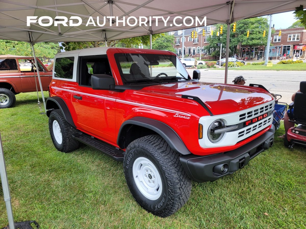 2023 Ford Bronco Two Door Heritage Edition: Live Photo Gallery