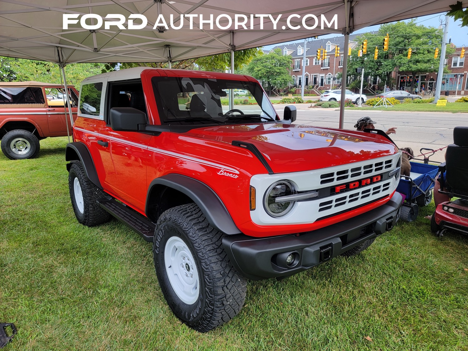 2023 Bronco News 2023 Ford Bronco Two Door Heritage Edition Live Photo Gallery