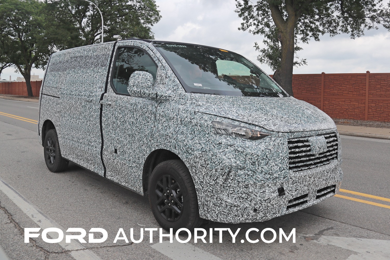 U Spy The New Ford Transit And Tourneo Custom Vans In The U.S.