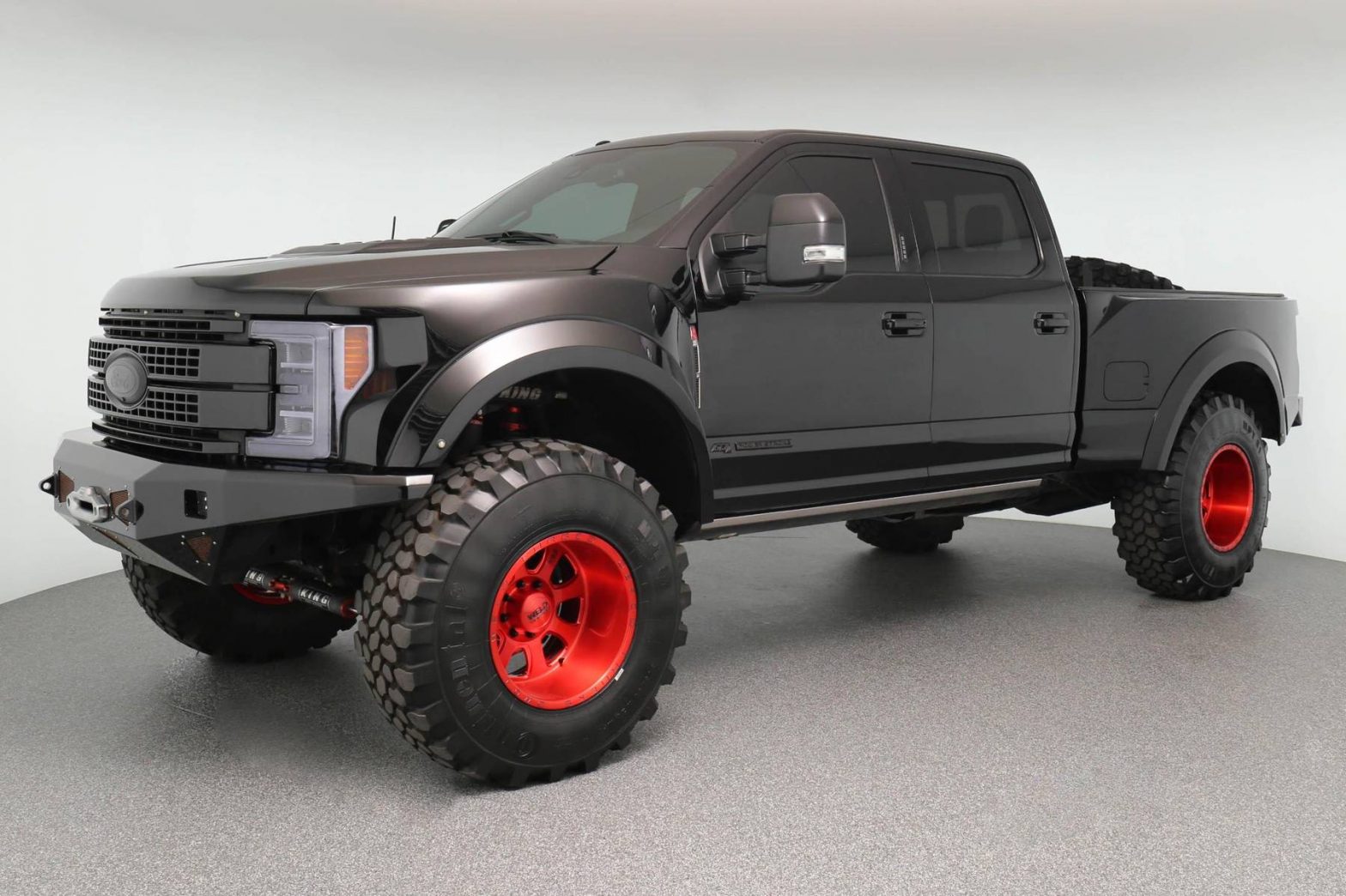 Heavily Modified 2018 Ford F-350 Platinum Up For Auction