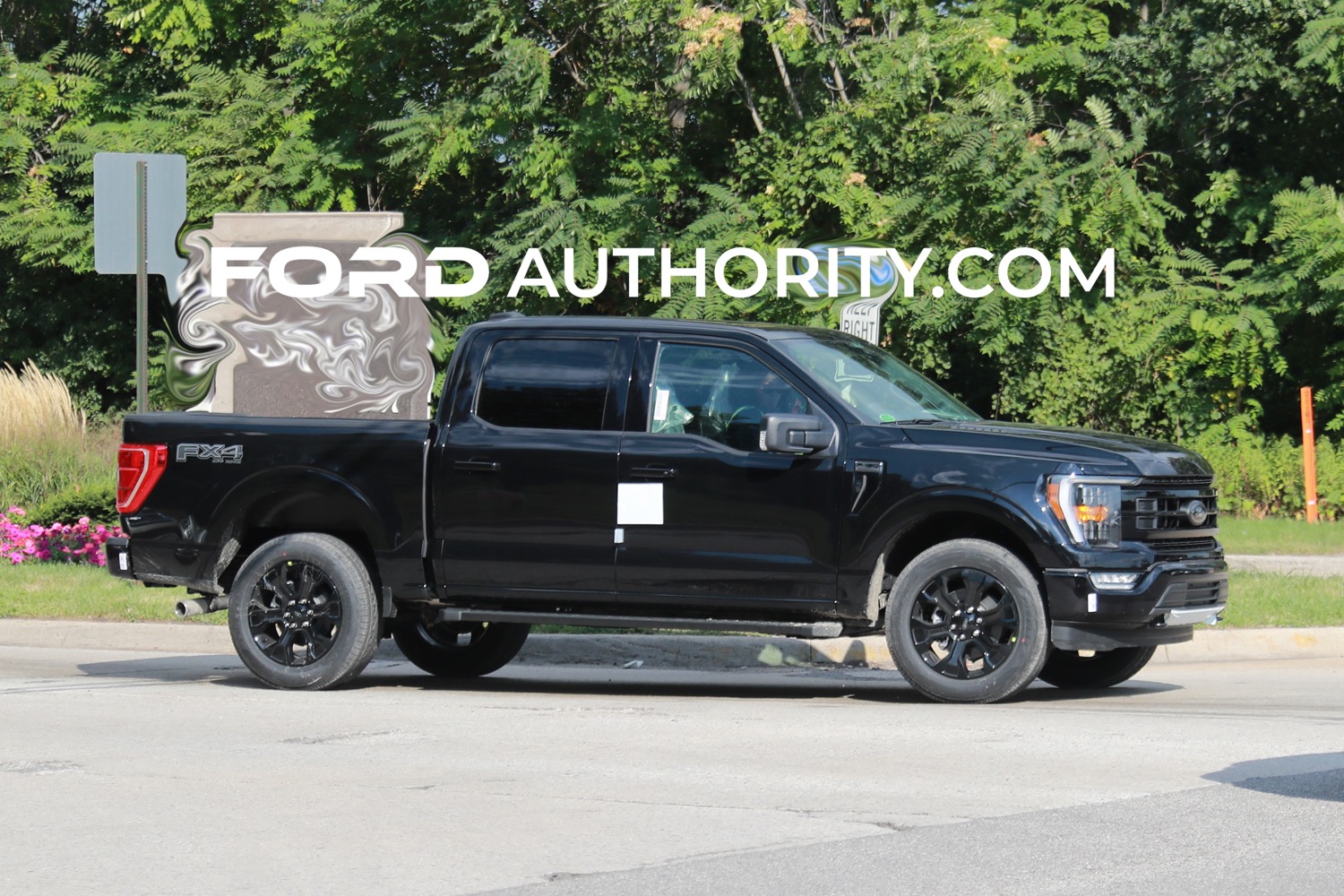2022 Ford F 150 XLT Black Appearance Package Agate Black Metallic Real World Photo 